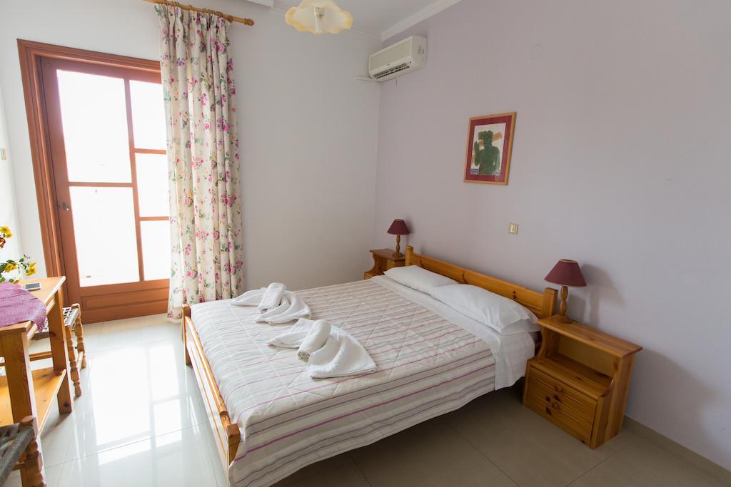Filoxenia Studios 1 Paleochora Zimmer foto
